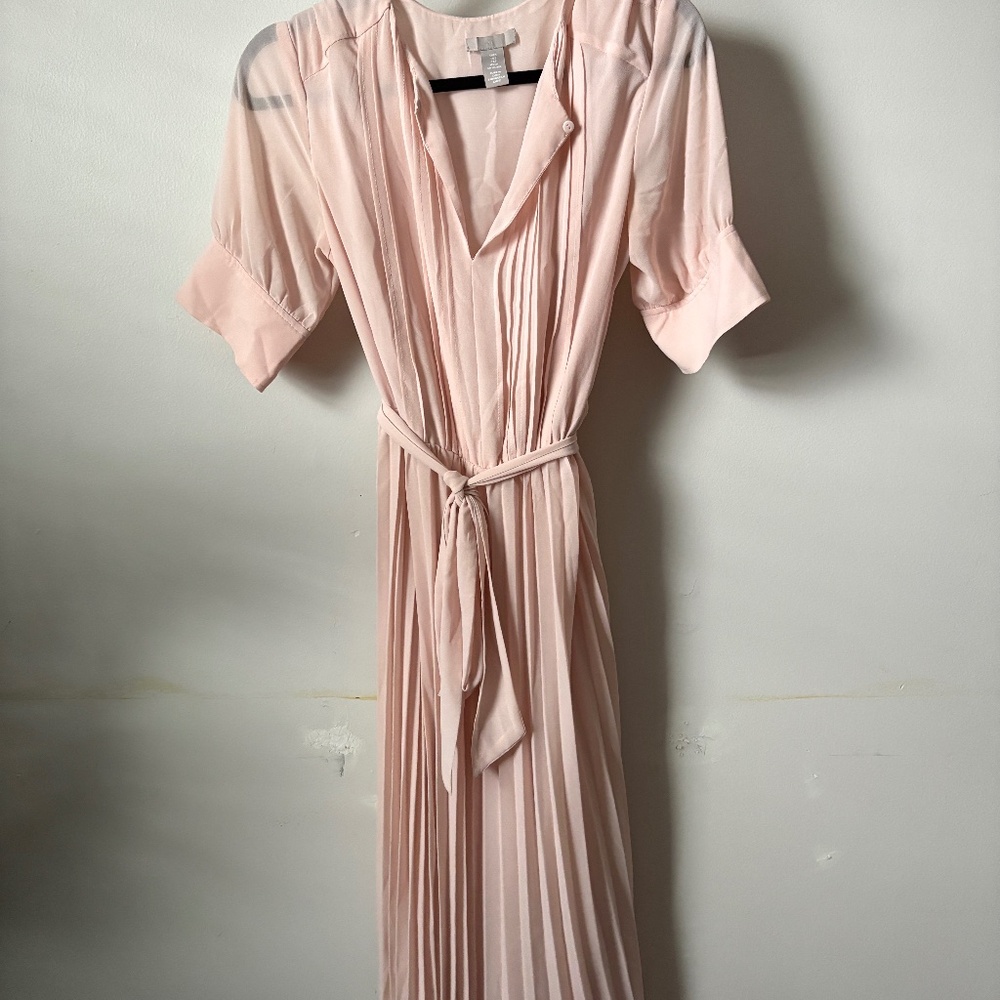Light pink dress